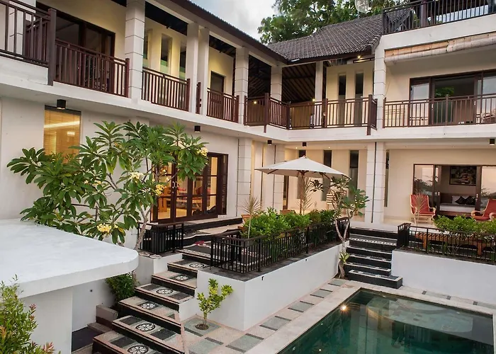 Sunsets Villa At Padang Padang